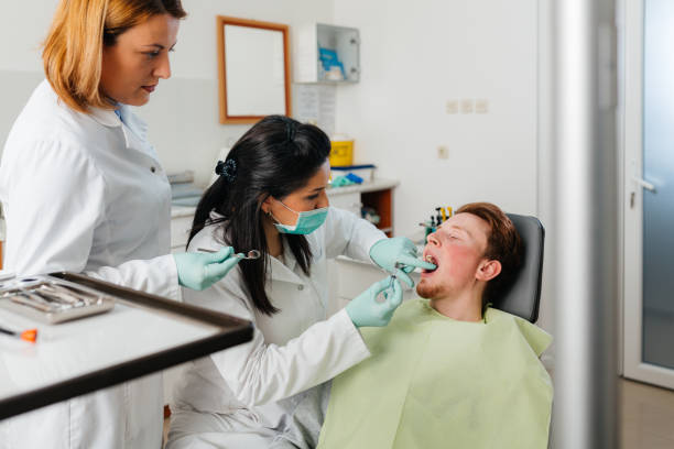 Best Broken or Cracked Tooth Emergency Dentist in Newport, WA